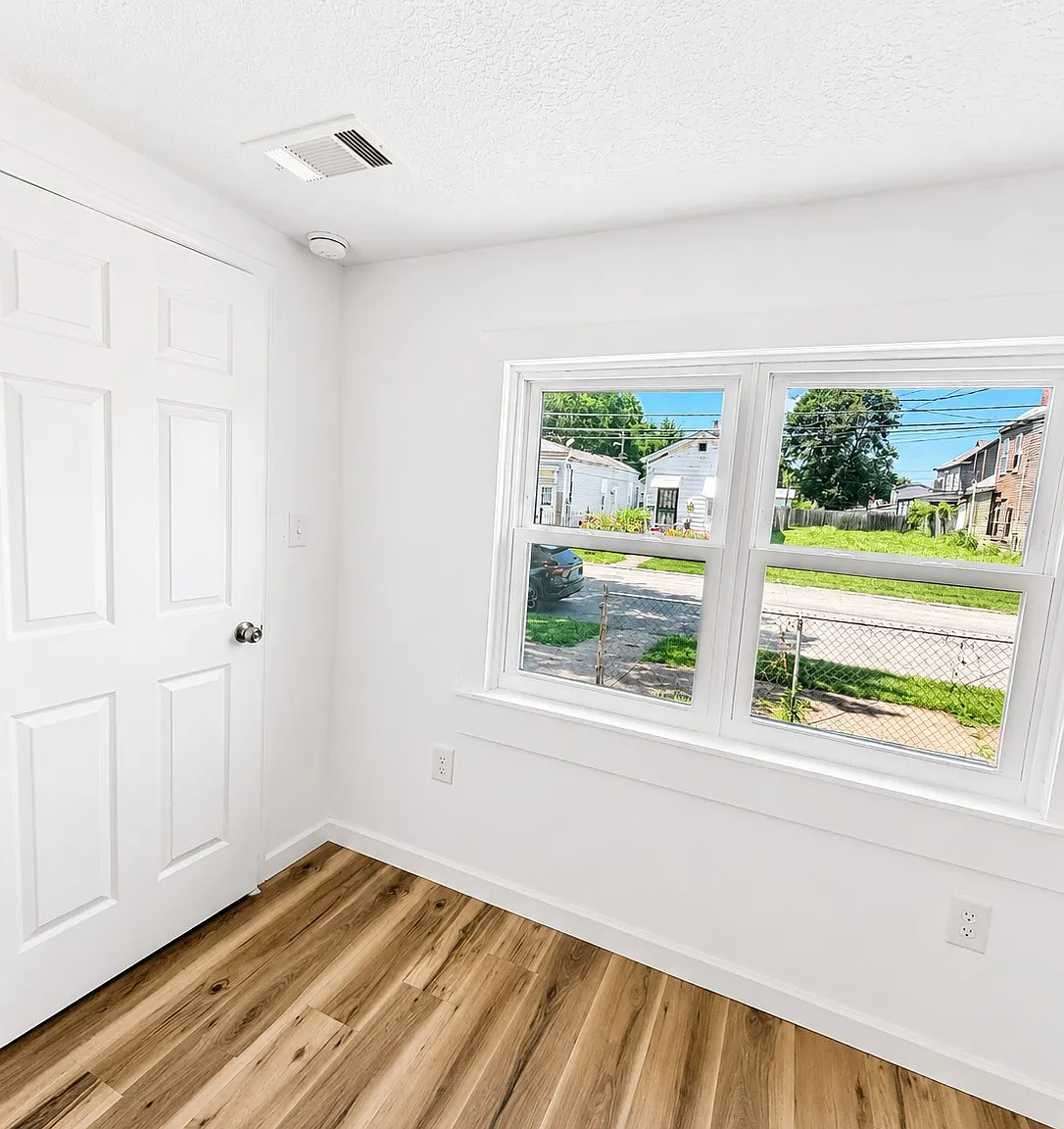 439 N 28th St. Louisville, Ky 40212 - — Photo 3