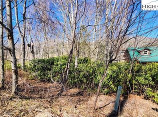 6 Running Bear Cir, Banner Elk, NC 28604