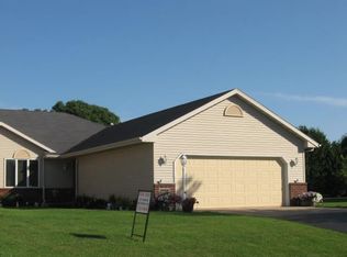 W3196 Westowne Ct, Appleton, WI 54915