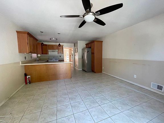 2nd image of 53 Benson St Floor 1