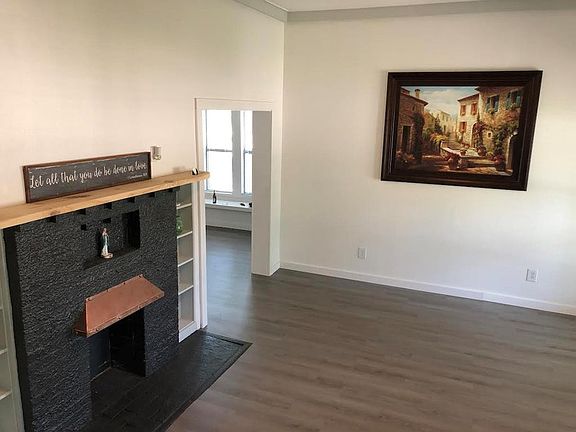 2nd image of 801 Koberlin St