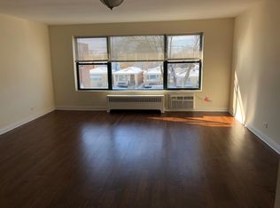 5555 N California Ave #2S, Chicago, IL 60625