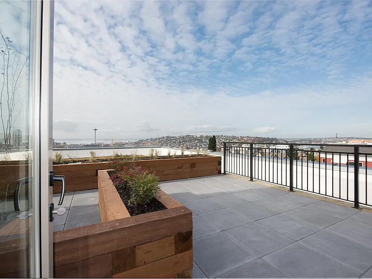 Zephyr Apartments — Photo 56
