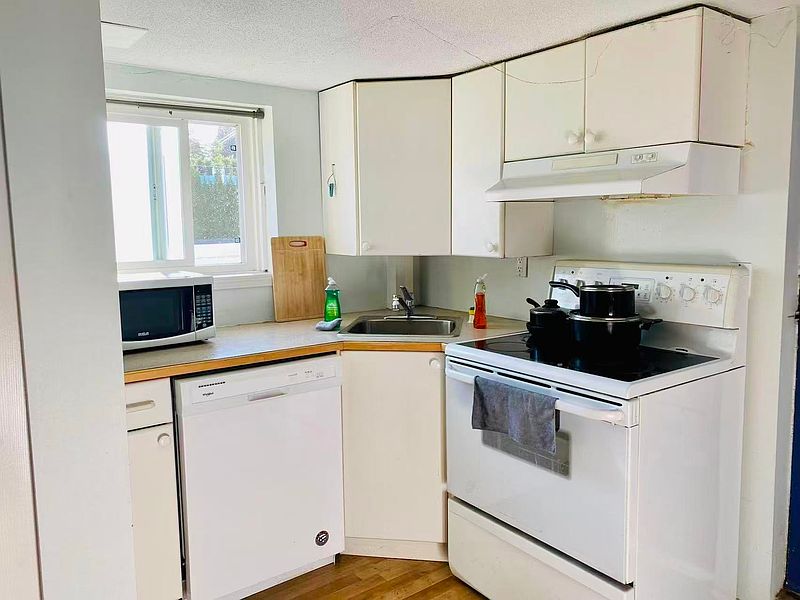 Vancouver House for rent - 1 Bedroom — photo 3