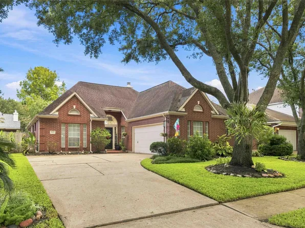 4118 Laurette Ct, Sugar Land, TX 77479