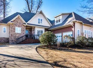 112 Tall Trees Dr, Florence, AL 35634
