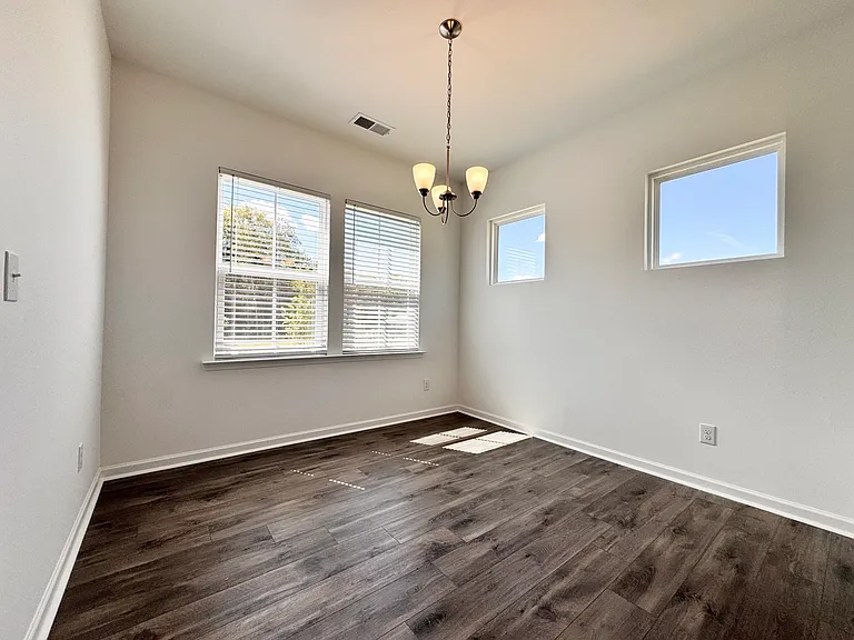 15918 Parkside Crossing Dr — Photo 6