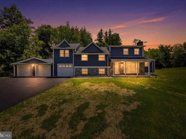 1376 College Hill Dr, Cheyney, PA 19319