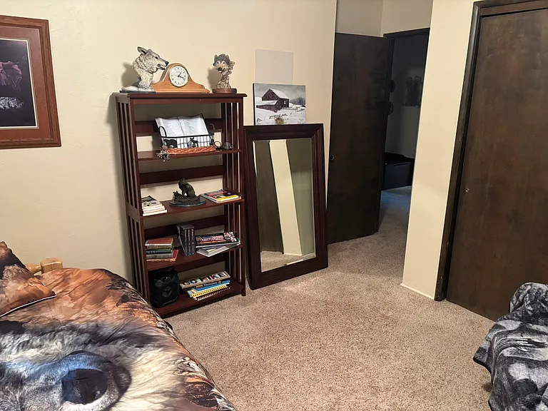 304 E Mojave Blvd — Photo 15