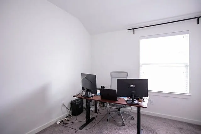 404 Barnstorm Dr — Photo 10
