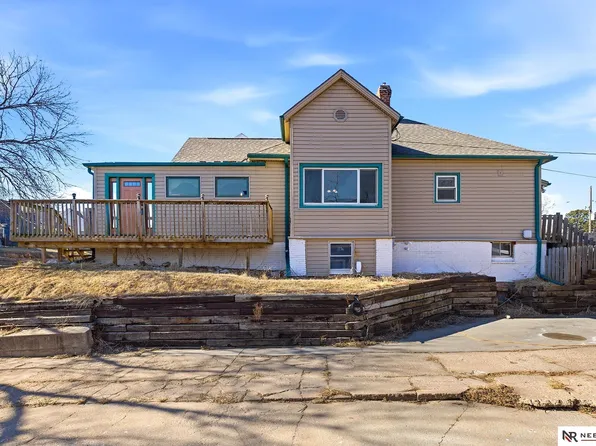 2954 Martha St, Omaha, NE 68105