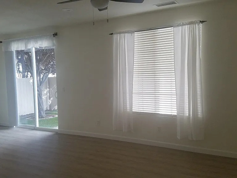 11034 Colton Dr — Photo 6