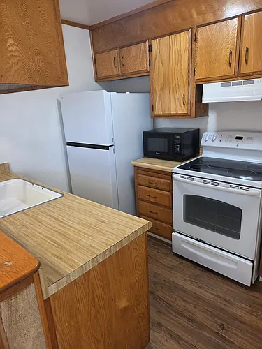 1300 Sycamore Dr #1 Photo 1