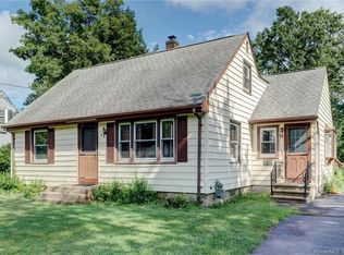 15 Parkview Rd, Wallingford, CT 06492