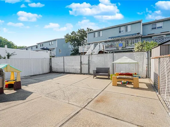 27 Sonia Court image 36 of 37