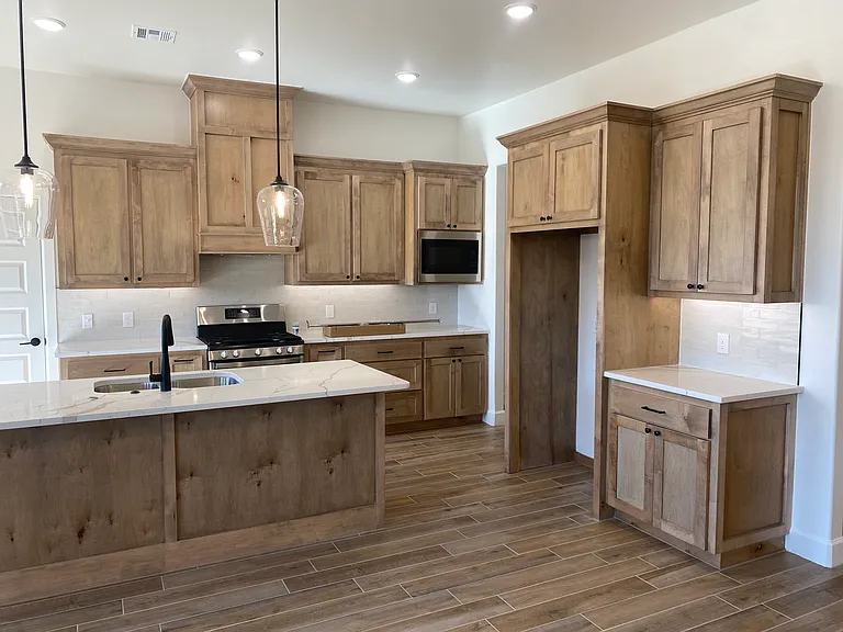 2836 Kingswood Dr — Photo 10