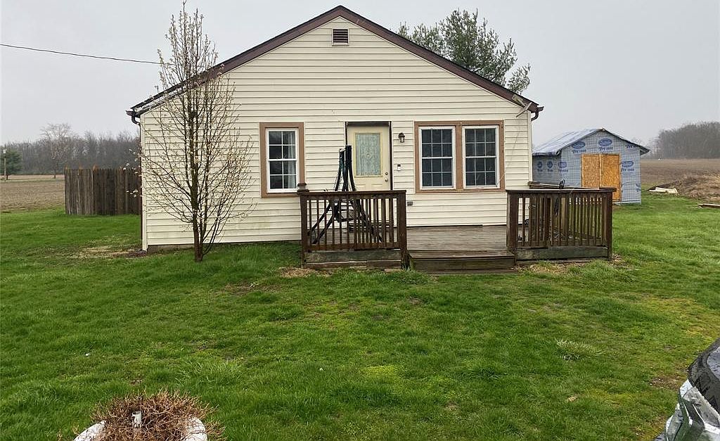 8917 N Fortville Pike, Fortville, IN 46040 Zillow