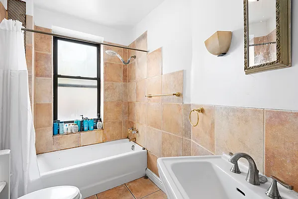 Rented by Compass | media 15