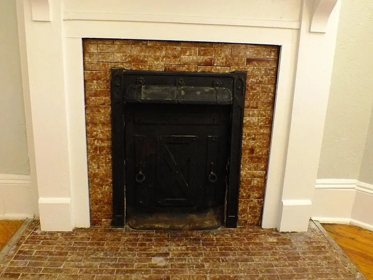 2120 Herschel St #A — Photo 6