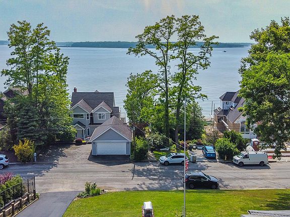 2nd image of 18 Argyle Dr