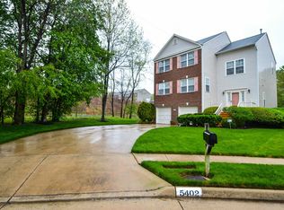 5402 Castle Bar Ln, Alexandria, VA 22315