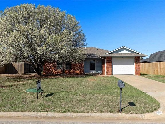 3rd image of 209 E B Ave