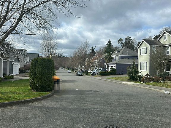 4th image of 3113 Maplewood Cir NE