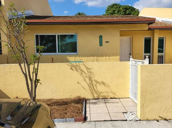 19435 NW 53rd Ct, Opa Locka, FL 33055