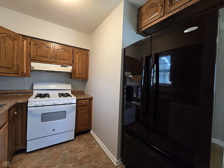 3845 Asbury St — Photo 6