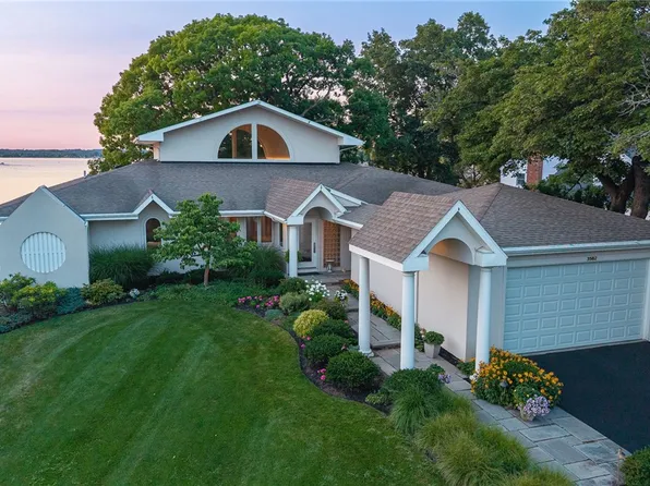 3582 Otetiana Point, Canandaigua, NY 14424