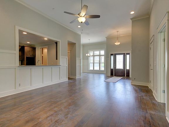 4th image of 317 Stonecrop Ct Lot 19