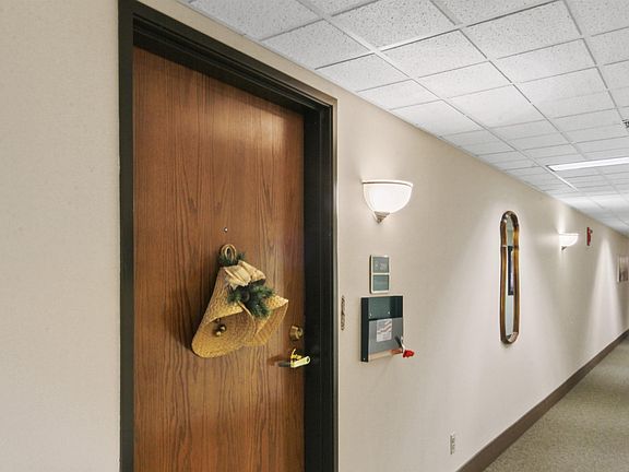 2nd image of 221 E Rockwood Blvd APT 219