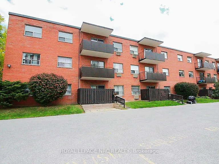 485 Thorold Rd #302 — Photo 22