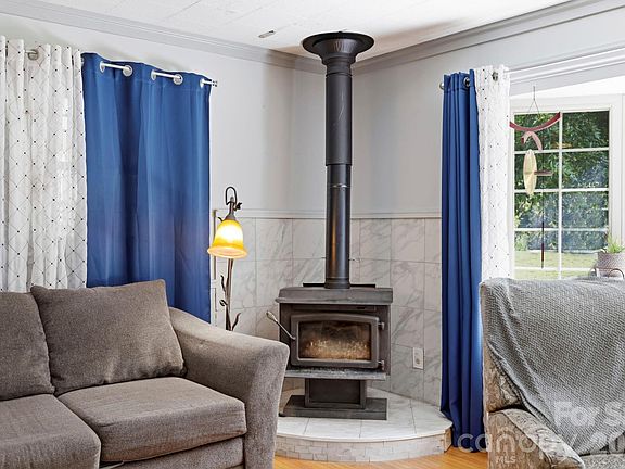 5th image of 10687 Cruso Rd