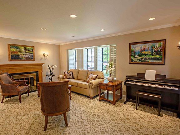 5th image of 3063 Meadowlands Ln