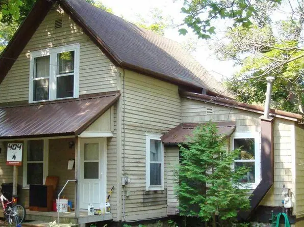 404 Quincy St, Houghton, MI 49931