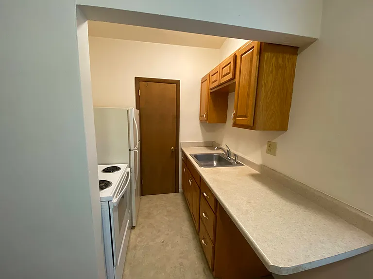 1018 Lincoln Way #2 — Photo 4