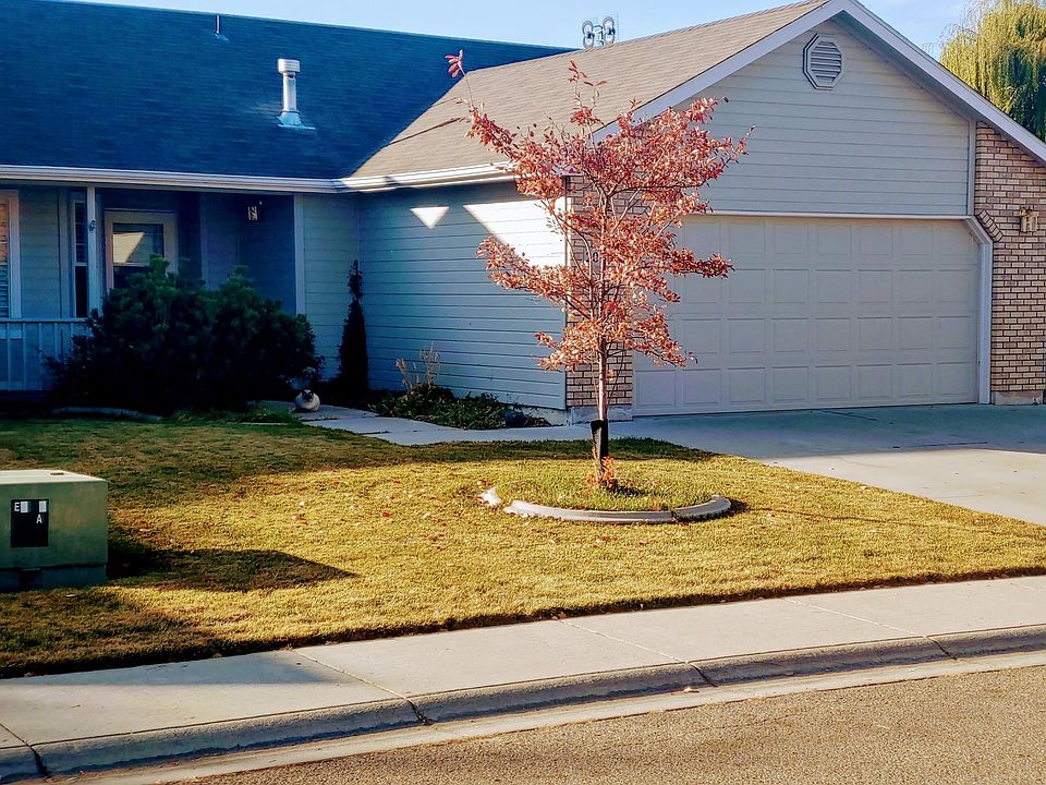 1st image of 2013 W Eaglecrest Dr