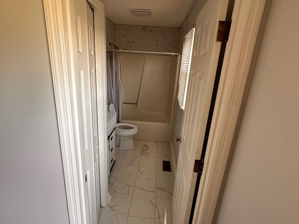 1st image of 3973 Forest Green Dr