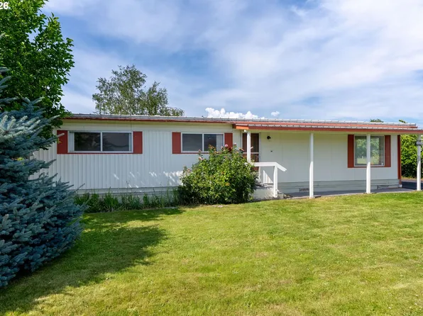 3686 Mud Alley Dr, Hood River, OR 97031