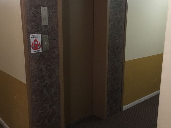 5th image of 5920 N Kenmore Ave APT 214