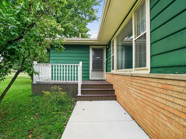 9265 W 130th St, North Royalton, OH 44133