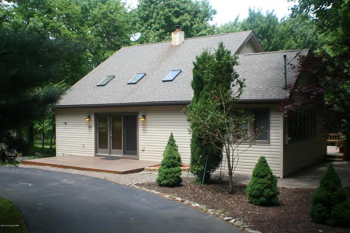 171 Birch Dr photo 1