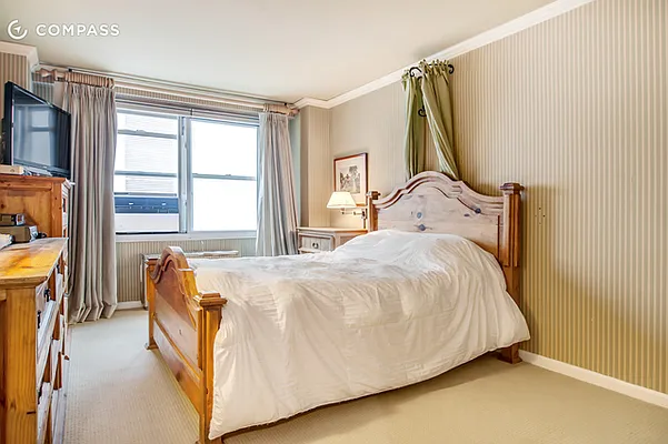 Sold by Compass | media 8