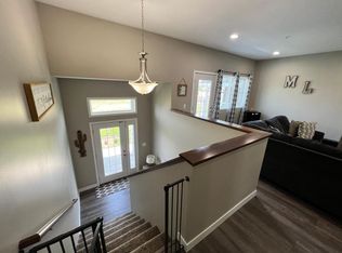 3032 Bluestem Trl, Mankato, MN 56001