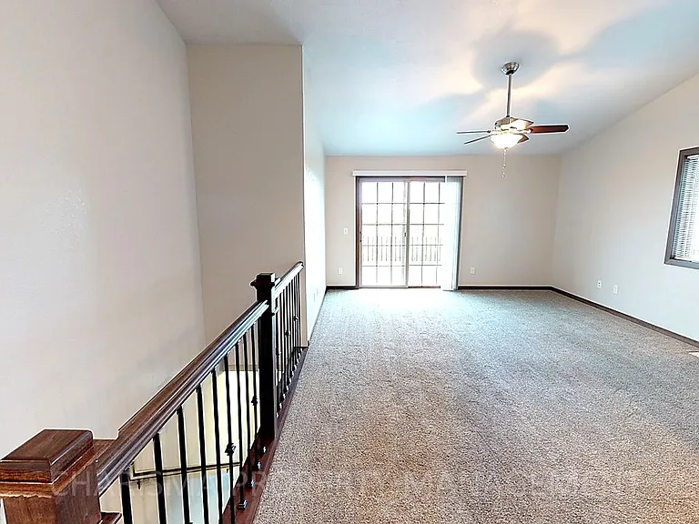 Horizon Properties — Photo 27