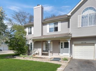 2270 Valley Creek Dr, Elgin, IL 60123