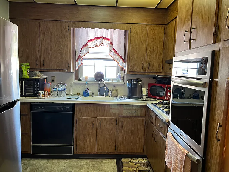 23 Koster St #1 — Photo 8