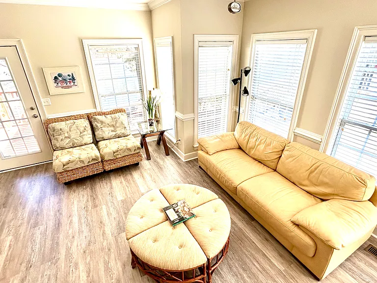 354 Timber Ridge Dr — Photo 11