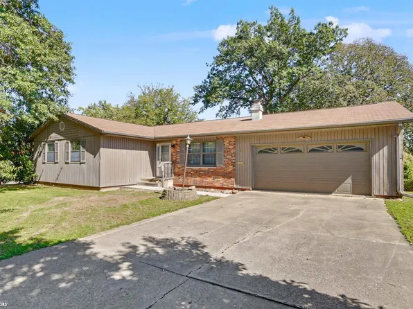 800 S Alter Ct, Mount Pleasant, IA 52641